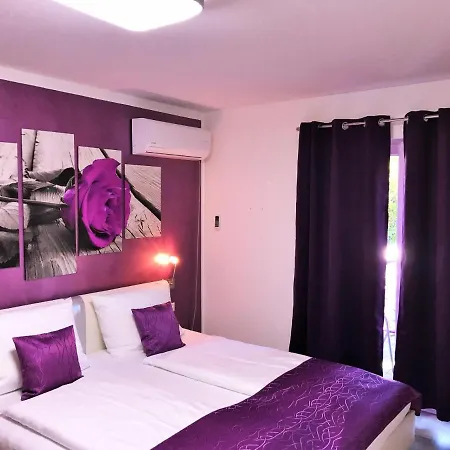 Eisberg Gastehaus 3* Rust