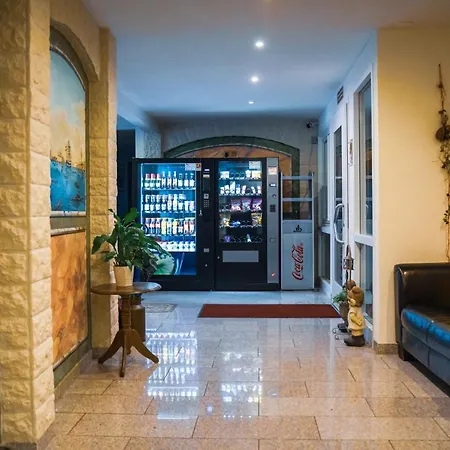 Eisberg Gastehaus Hotel 3*