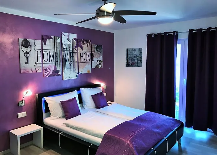 Eisberg Hotel Rust Gaestehaus Rust