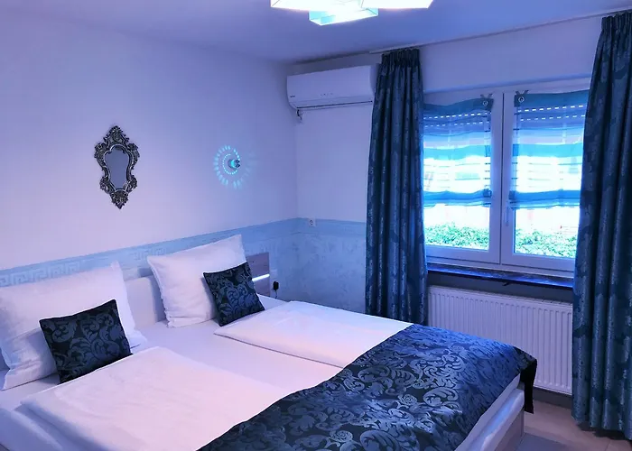 Eisberg Hotel Rust Gaestehaus Hotel 3*