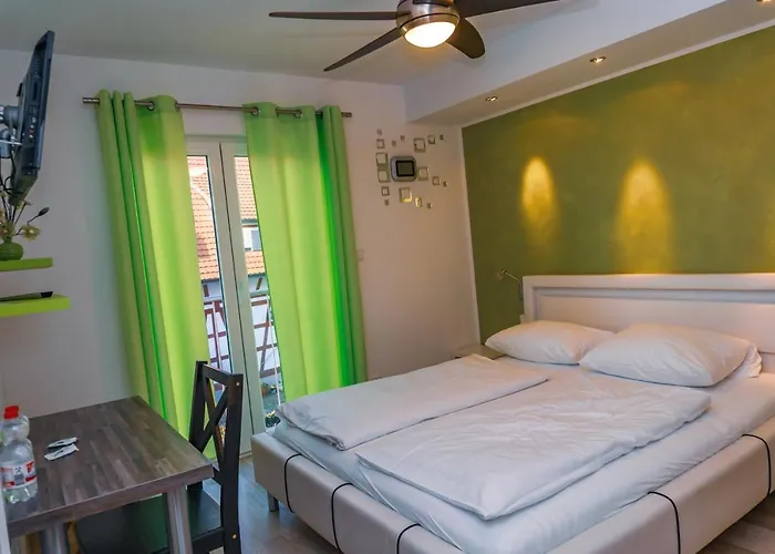 Hotel Eisberg Hotel Rust Gaestehaus 3*